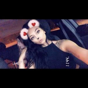 Meet your Posher, Janessa